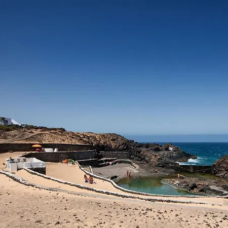 Апартаменты Reyes