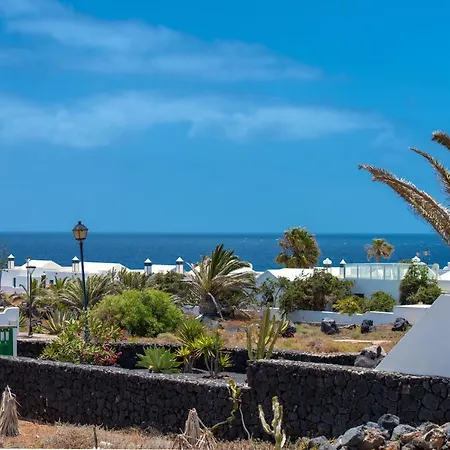 Reyes * Чарко-дель-Пало