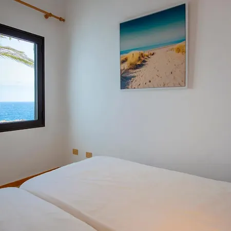 Reyes * Чарко-дель-Пало